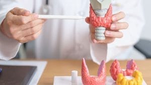 Tratamentul nechirurgical al nodulilor tiroidieni este posibil! Tiroid Nodullerinde Ameliyatsiz Tedavi Mumkun